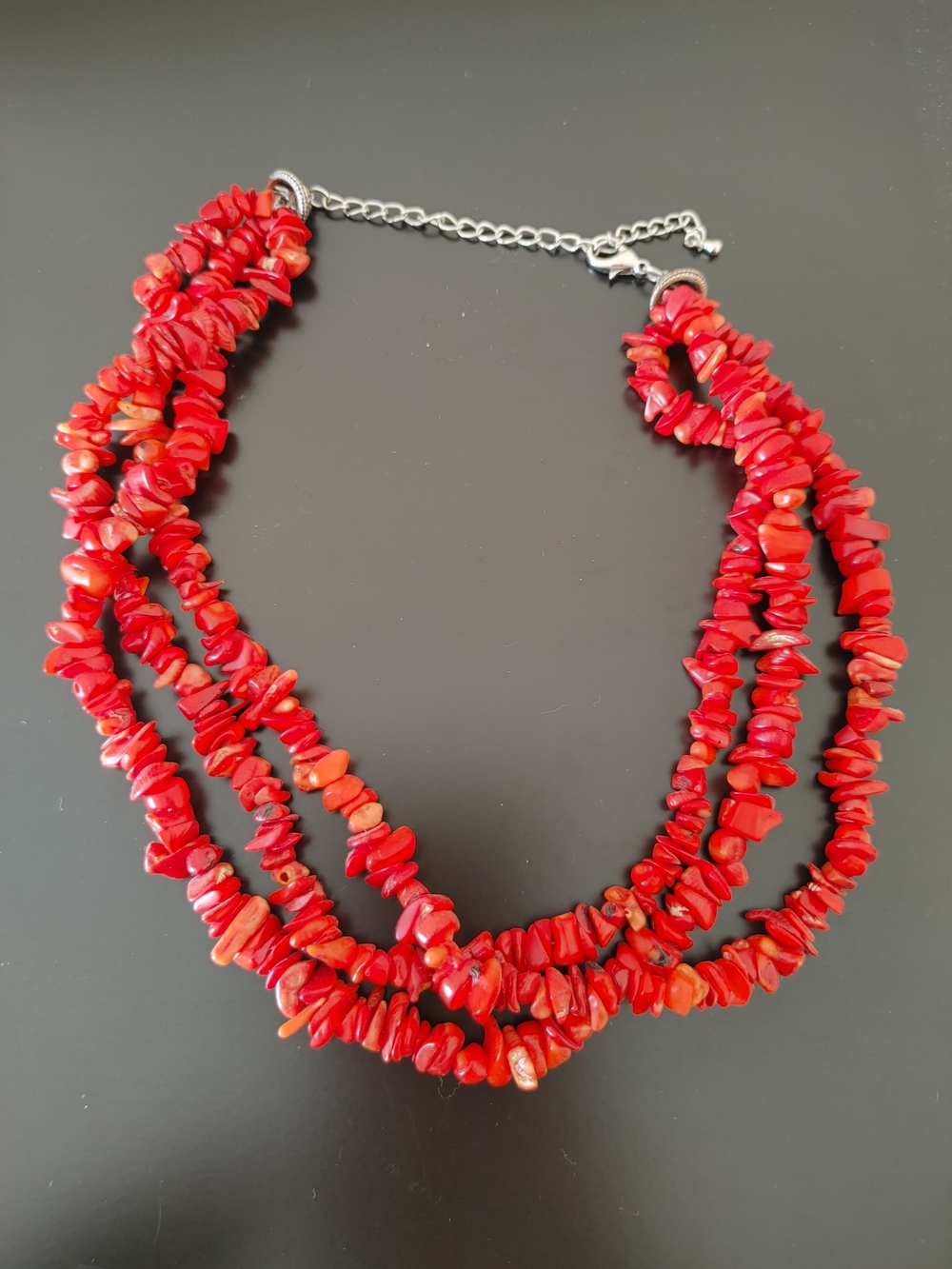 Red Multi-Strand Coral Necklace - Unbranded - Picture 2 of 4